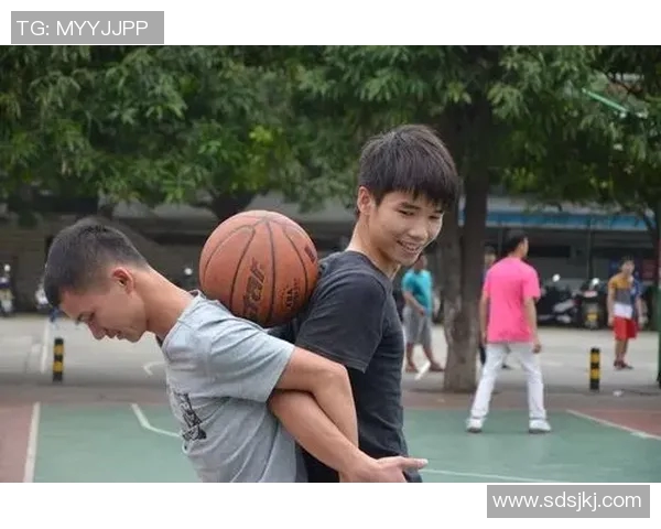 朝鲜U23队与立陶宛青年队激战正酣展现青春风采与竞技精神 朝鲜U23队与立陶宛青年队激战正酣展现青春风采与竞技精神