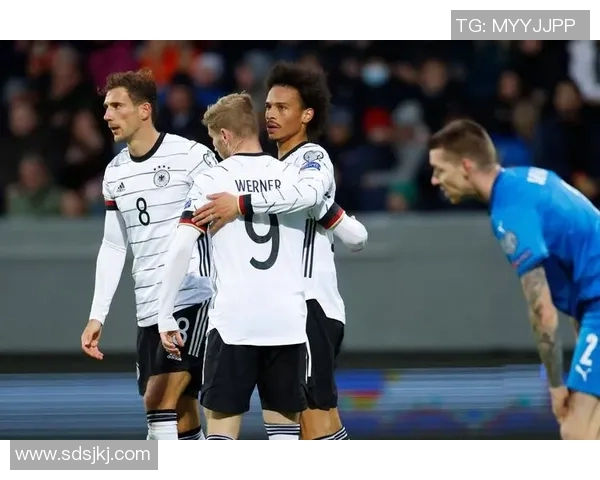 德国与韩国足球对决精彩回顾与战术分析全景呈现