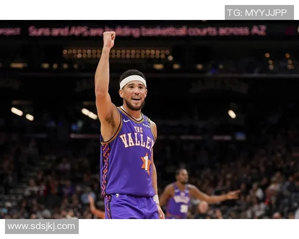 德文布克如何在NBA赛场上展现个人风采与团队协作的完美结合