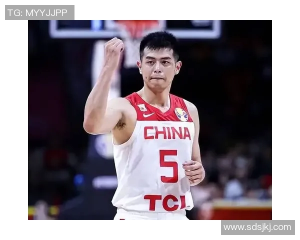 方硕：从篮球新星到职业生涯的蜕变与成长之路