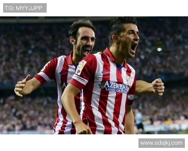 塞维利亚宣布签下哥伦比亚国脚，强化进攻线实力