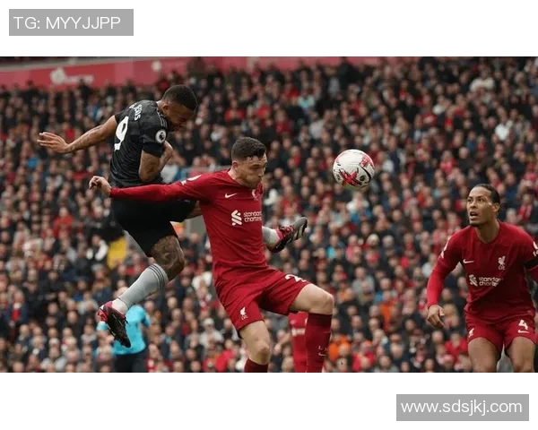 利物浦与斯旺西精彩对决直播全程回顾与分析