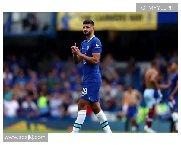 英超尤文图斯宣布签下切尔西前锋，明年转会生效