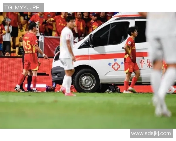 浙江队球员受伤,引发2020中国甲级联赛裁判争议 浙江队球员受伤,引发2020中国甲级联赛裁判争议