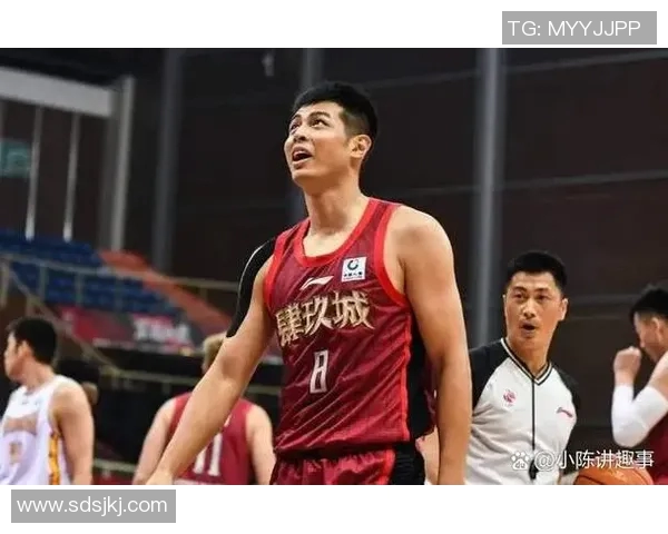 辽宁男篮新赛季备战顺利，斩获季前赛冠军展现实力