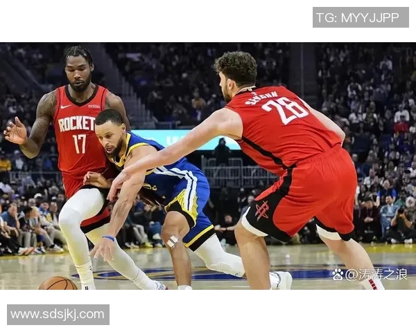 勇士与火箭激战全场精彩回放尽在此处带你重温比赛瞬间 勇士与火箭激战全场精彩回放尽在此处带你重温比赛瞬间