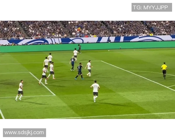 济州联迎战仁川FC强强对决期待精彩瞬间与精彩进球